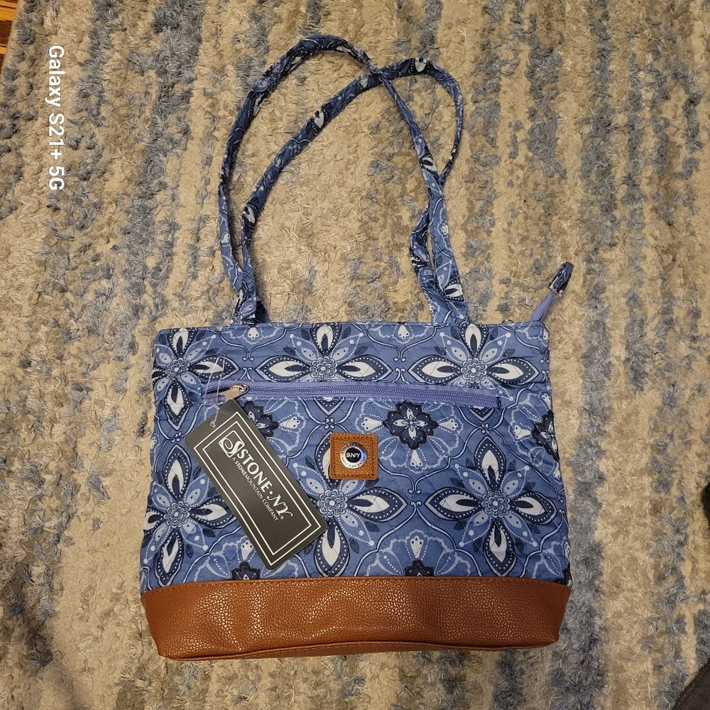 Stone Mountain Company New York Purse